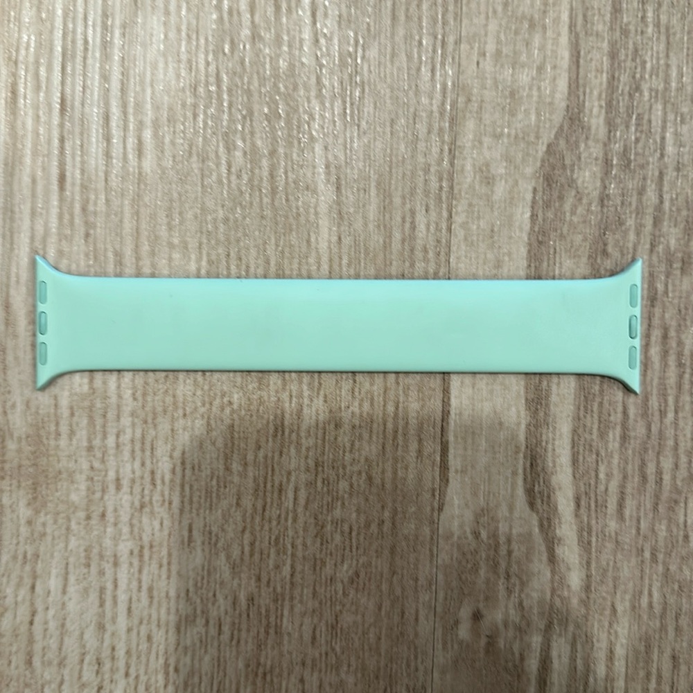 Size 5, 40MM Apple Watch Solo Loop Band in Sea Foam Green.